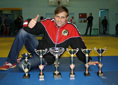 cm8PLENO2oM